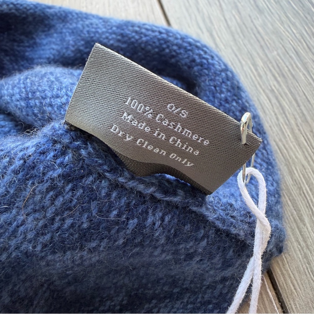 Amicale Cashmere Knit Two-Top Beanie - Picture 5 of 6